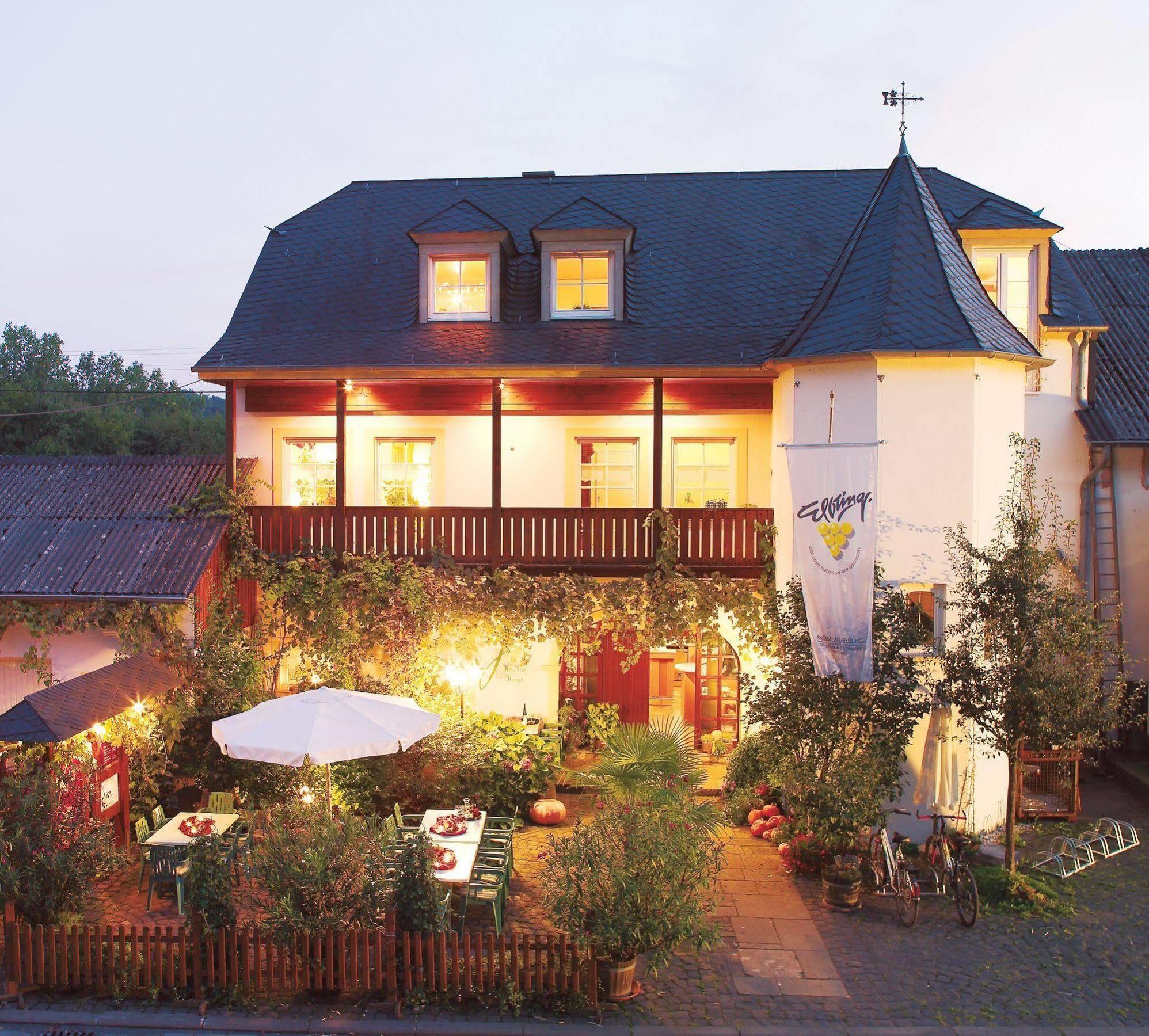 Johannishof Wein-Café&Gästehaus Langsur Exterior foto